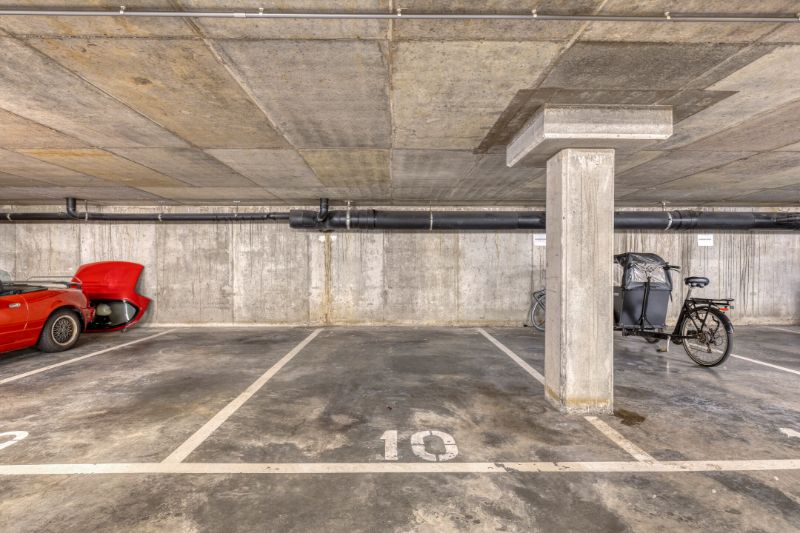 NABIJ HET SINT ANNAPLEIN, ENERGIEZUINIG APPARTEMENT MET TERRAS EN OVERDEKTE AUTOSTAANPLAATS foto 14