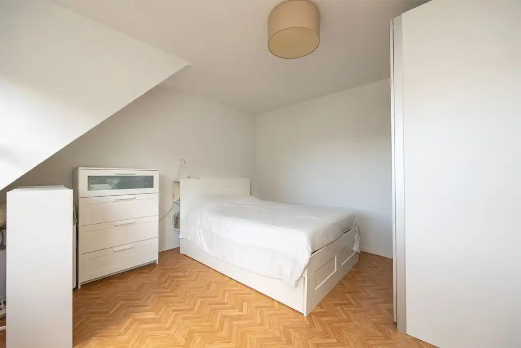 Instapklare villa met 4 à 5 slpk, tuin en EPC B  foto 18