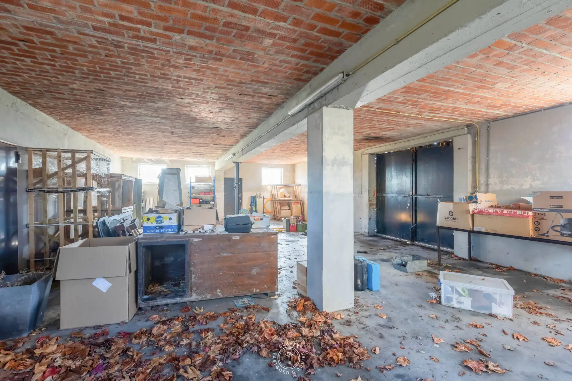 Open bebouwing met loods op uitzonderlijk perceel van +10.000 m² met adembenemend uitzicht foto 12