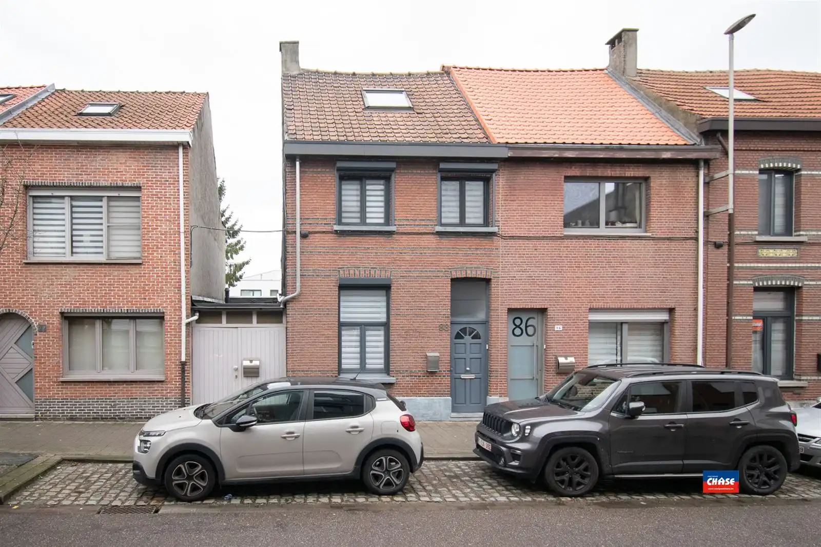 Gezellige rijwoning met twee slaapkamers en mooie tuin foto {{pictureIndex}}