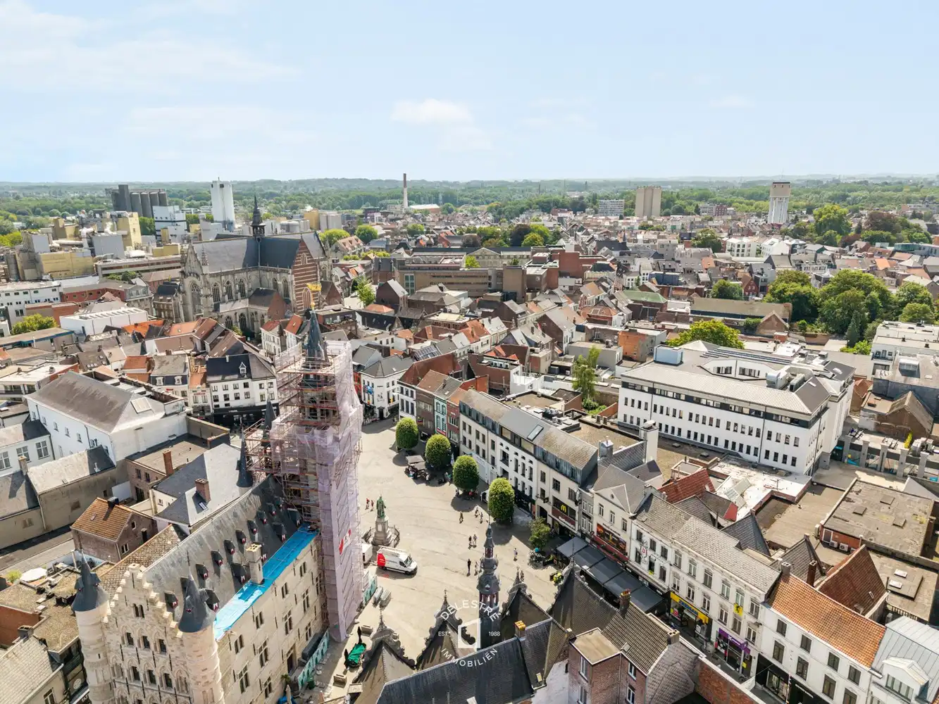 Stijlvolle quasi-nieuwbouw met panoramisch zicht op de Grote Markt – verkoop onder registratierechten foto 19