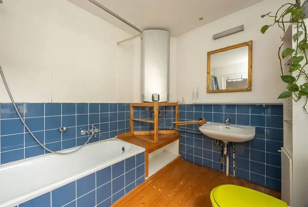 Karaktervolle herenwoning met koer foto 11