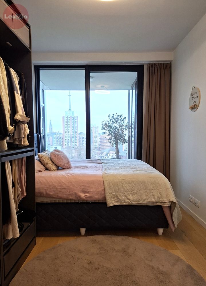 Nieuwbouw luxe appartment met autotaanplaats en fietsenberging foto 19