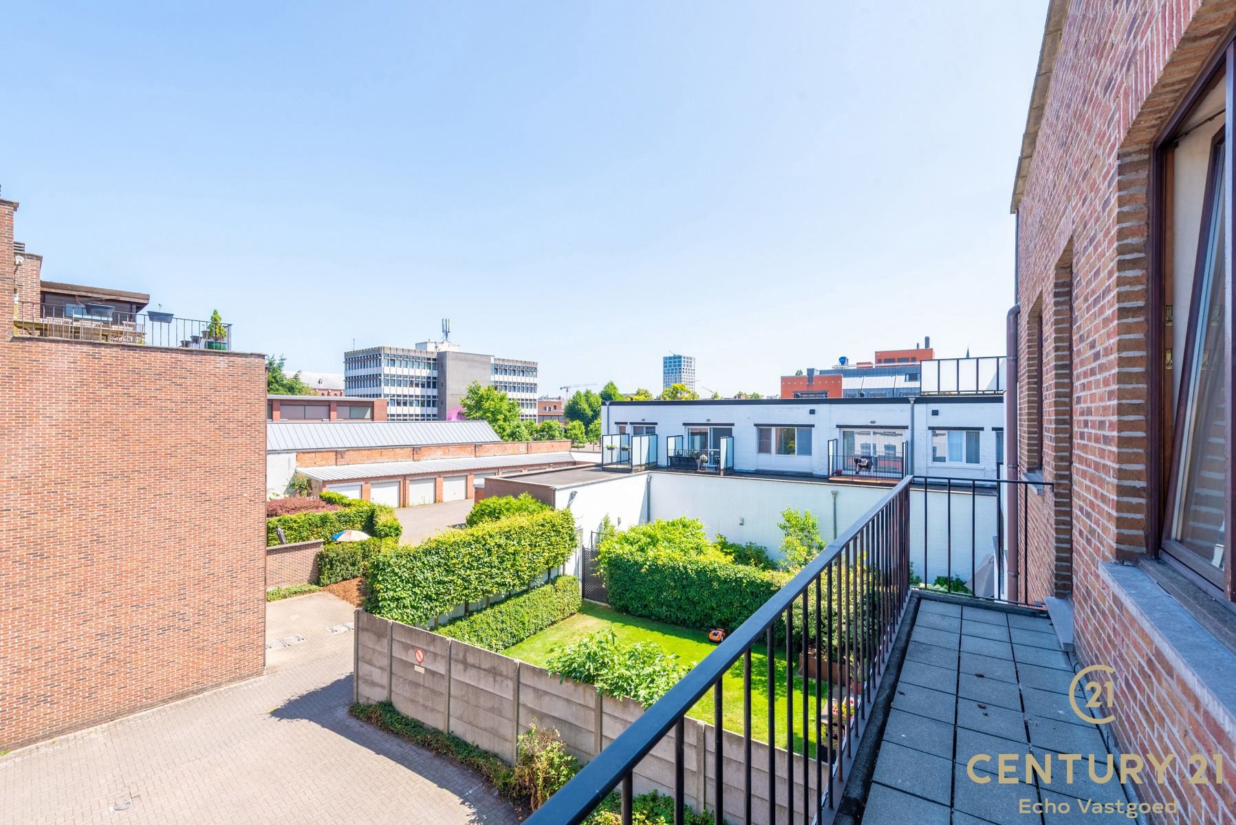 Ruim en energiezuinig appartement (161 m²) met garagebox foto 12