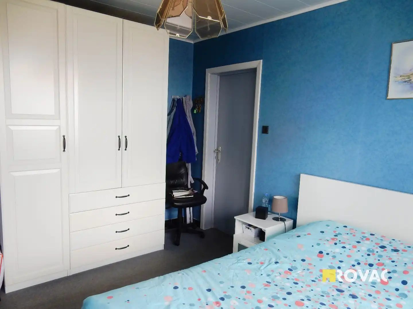 Appartement op de 2de verdieping! foto 5