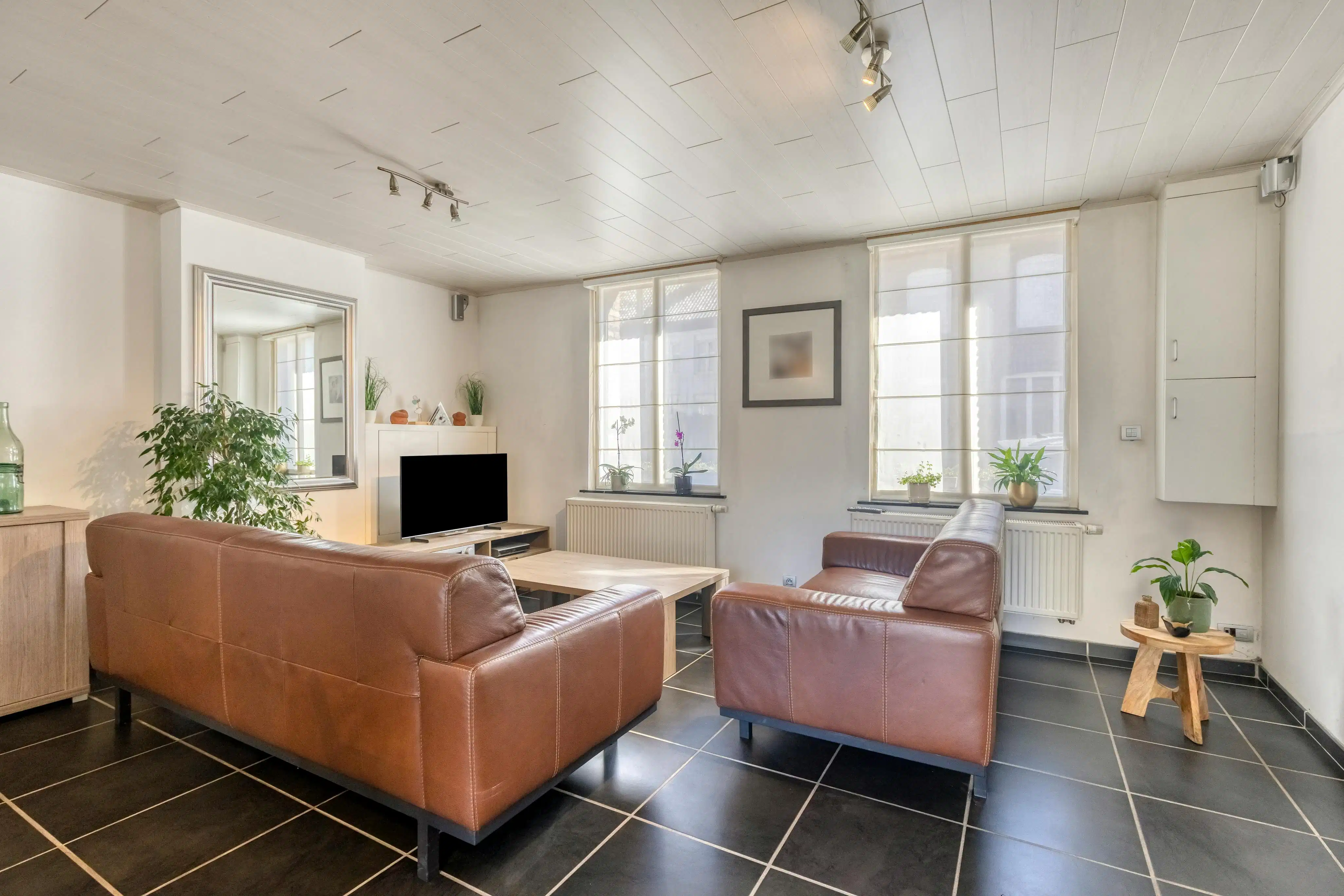 Instapklare woning met 4 slaapkamers en zonnige tuin in Abele foto 3