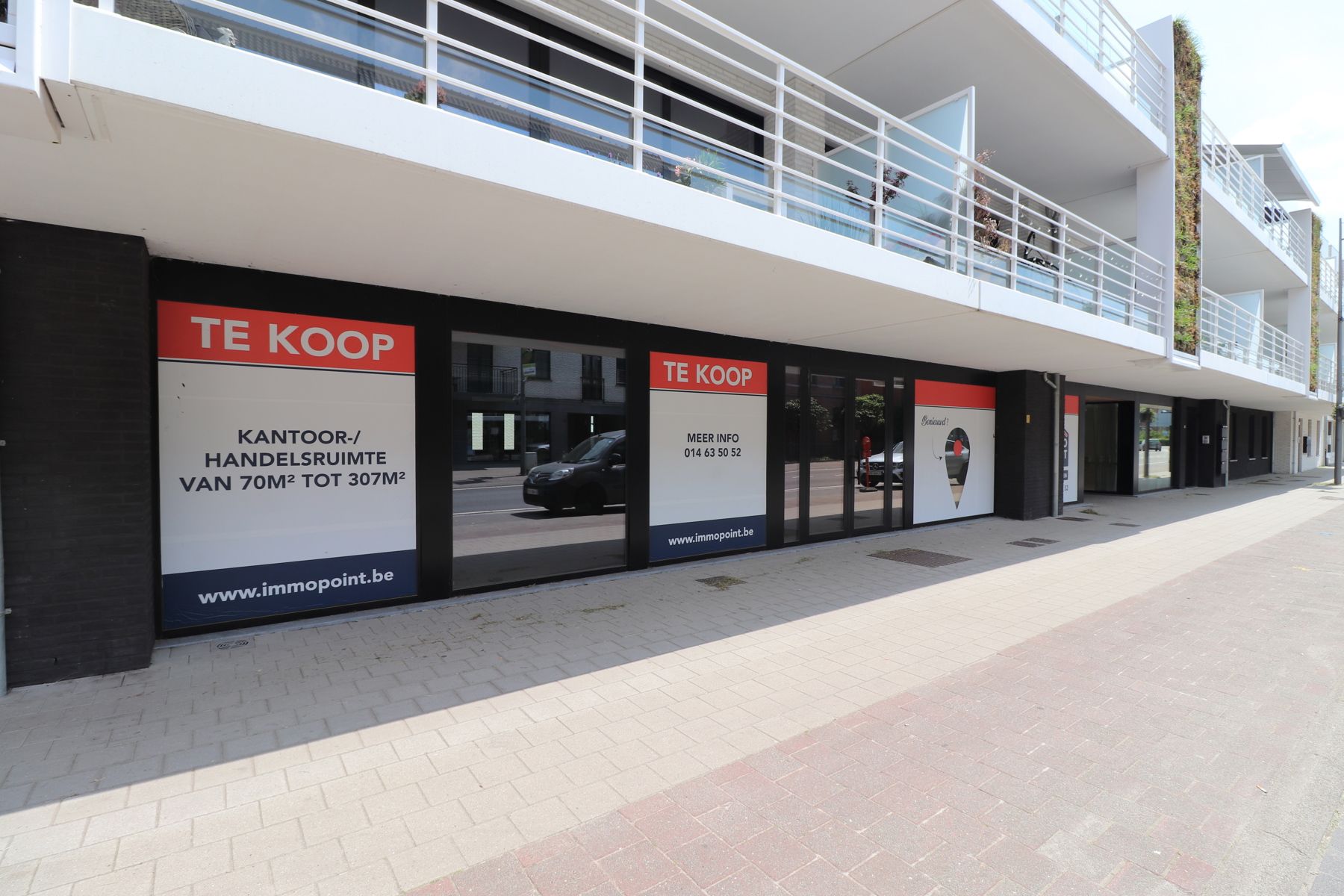 KoningsHoek H.2A - Commerciële ruimte van 102 m² op TOP-locatie met parking en berging. foto 2