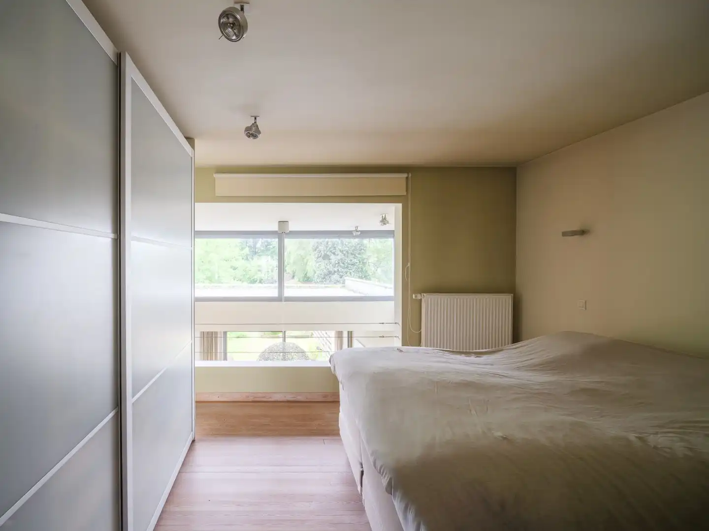 Instapklare woning met overvloedig licht en prachtige tuin foto 10