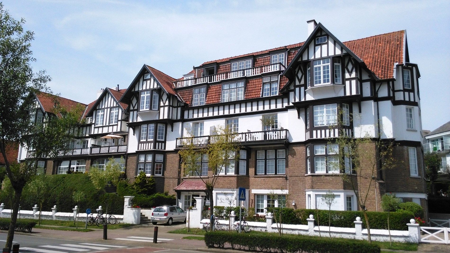 ()=>{if(producerUpdateValueVersion(node),producerAccessed(node),node.value===ERRORED)throw node.error;return node.value} Elizabetlaan 43 -/24B - 8300 Knokke-Heist
