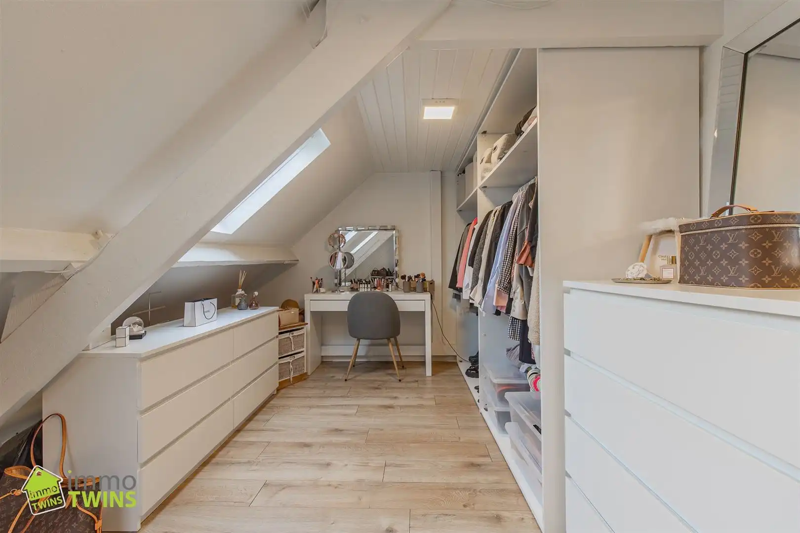 Op zoek naar een handelsruimte mét woongelegenheid met prachtig uitzicht te Lebbeke foto 12