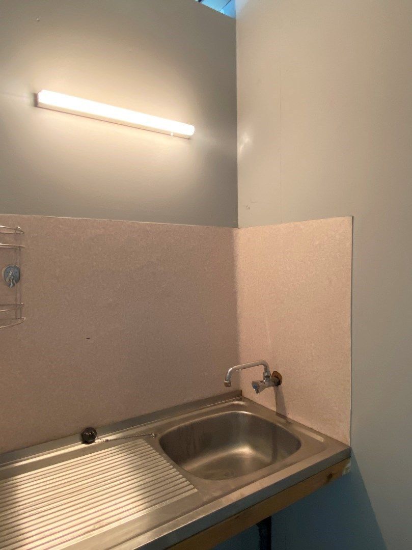 WINKELRUIMTE OP COMMERCIËLE LIGGING IN CENTRUM PITTEM foto 9