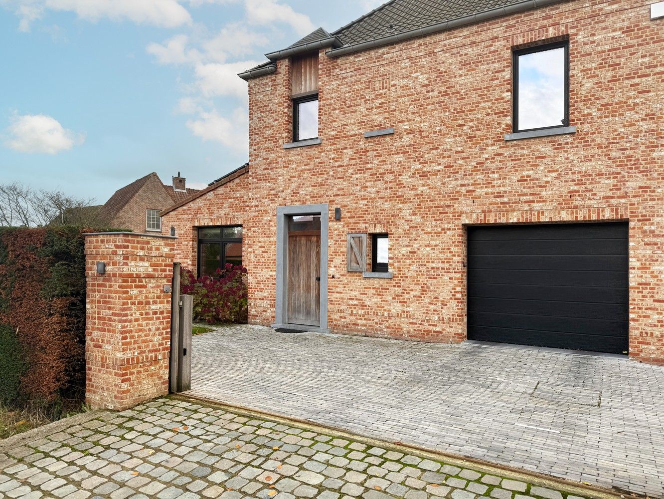 Stijlvolle villa met ruime tuin te huur op toplocatie nabij Lier foto 2