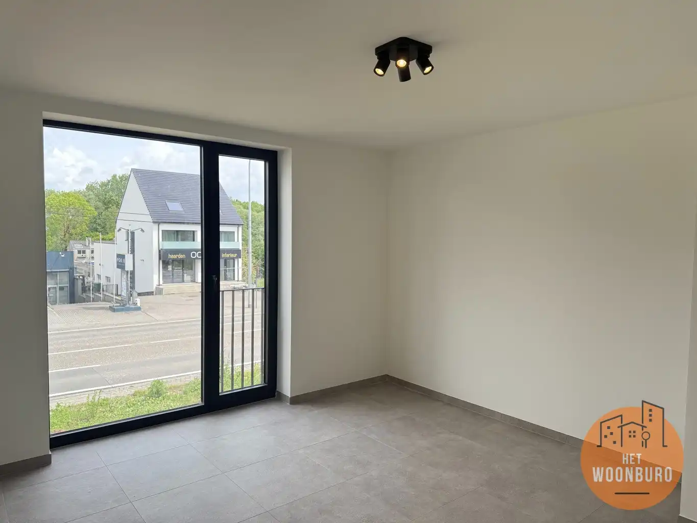 Nieuwbouw appartement met 2 slpks, terras en 2 staanplaatsen foto 9