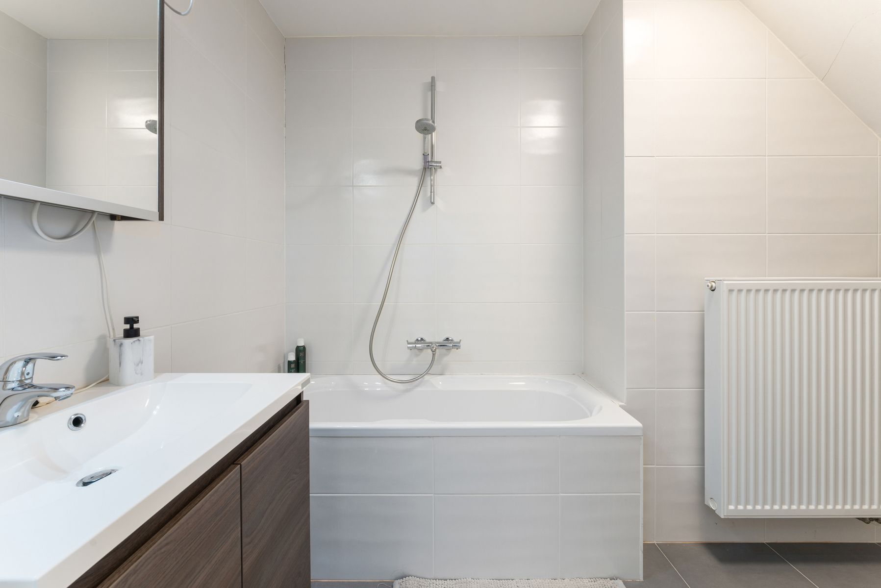 Instapklaar duplexappartement met staanplaats foto 17