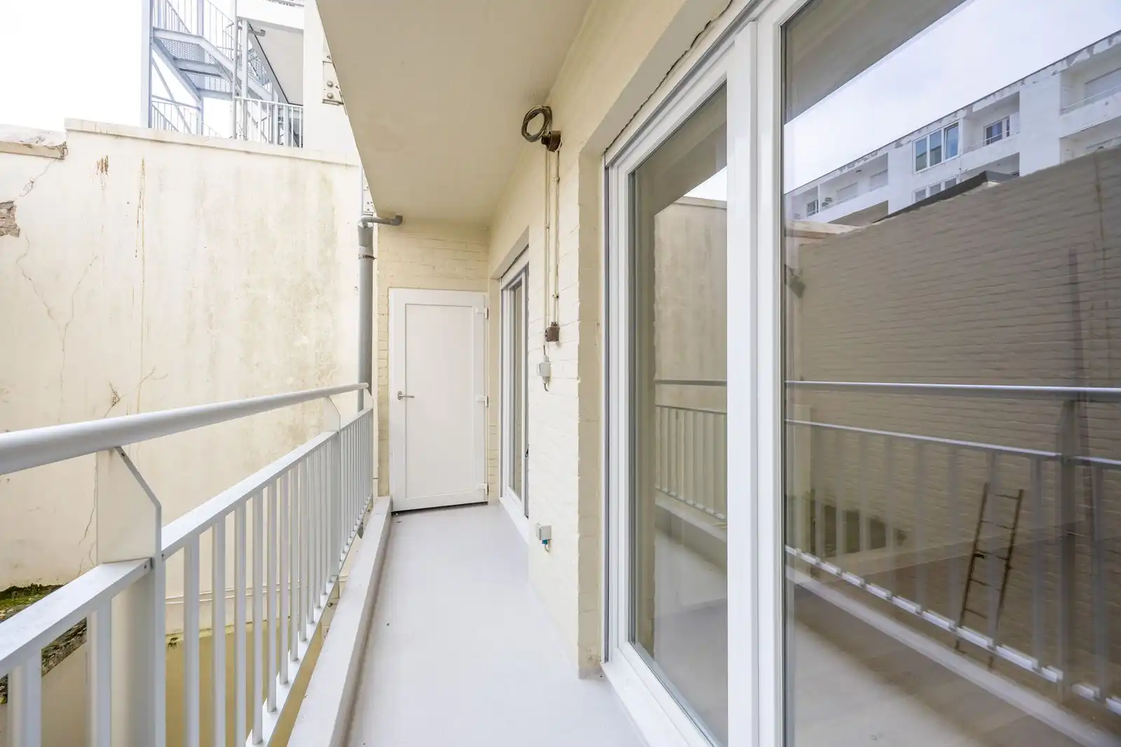 Frontaal zeezicht appartement aan de Zeedijk in Oostende met 3 slaapkamers foto 10