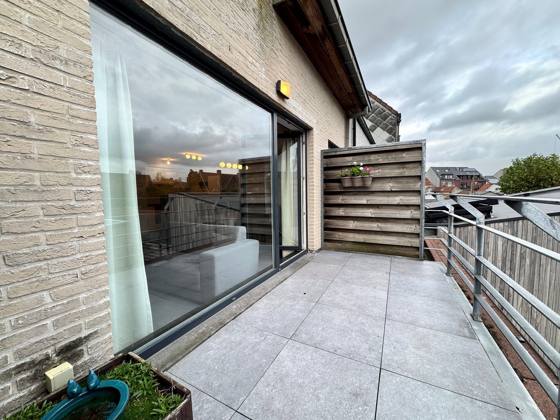 Instapklaar appartement met 2 slaapkamers en garage te Torhout foto 8