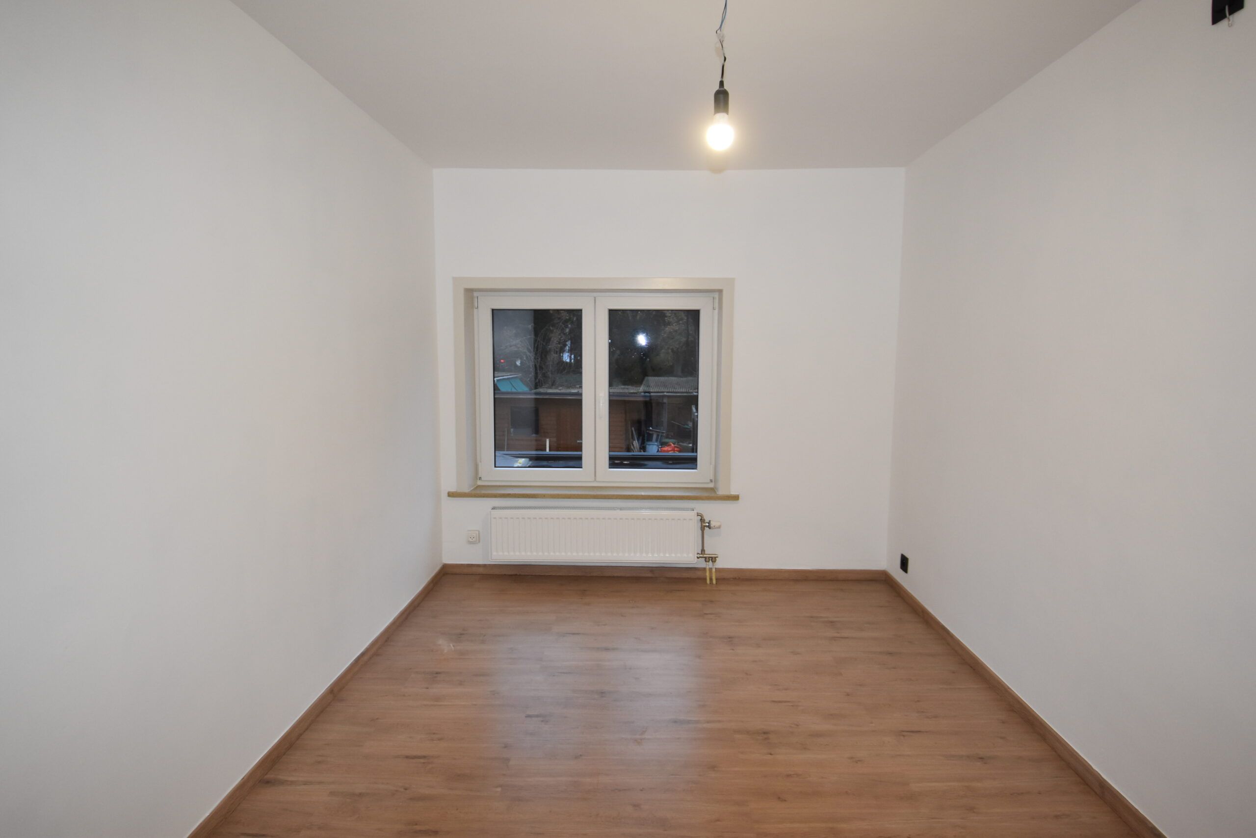 Volledig gerenoveerde woning met 4 slaapkamers in Temse foto 15