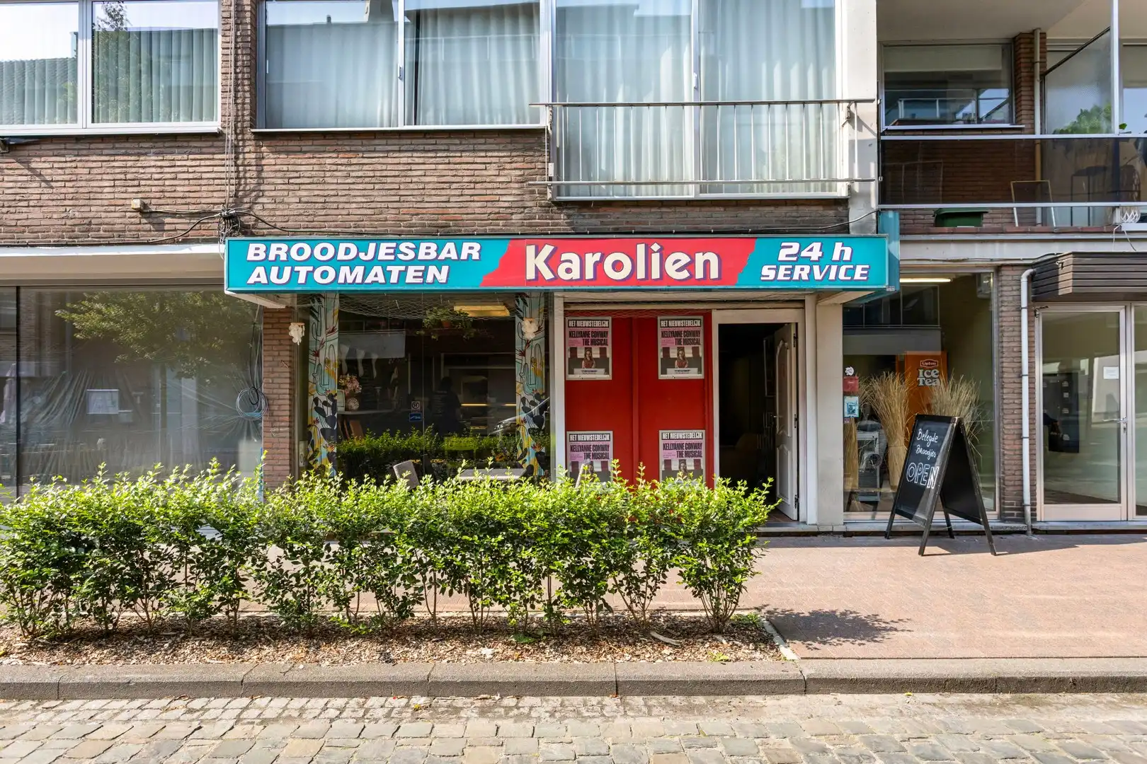 2 Handelspanden te koop in het hartje van Diepenbeek foto 3