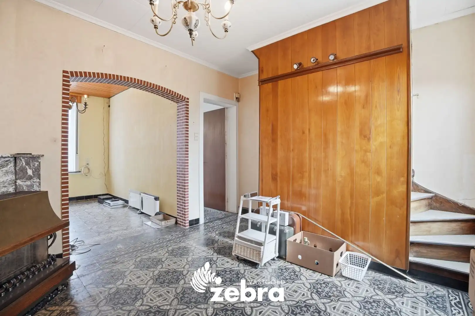 Te renoveren woning met tuin op centrale ligging in Tielt! foto 6