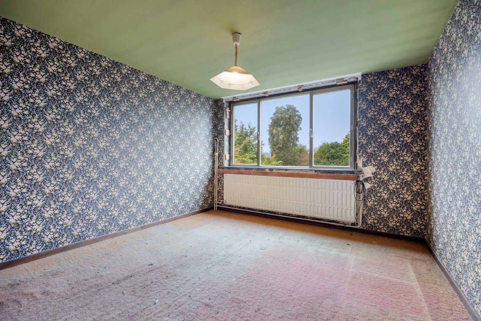 Open bebouwing met 3 slaapkamers, ruime garage op een perceel van 9a 62ca– EPC 596 kWh/m² - bewoonbare opp. 218 m² foto 14