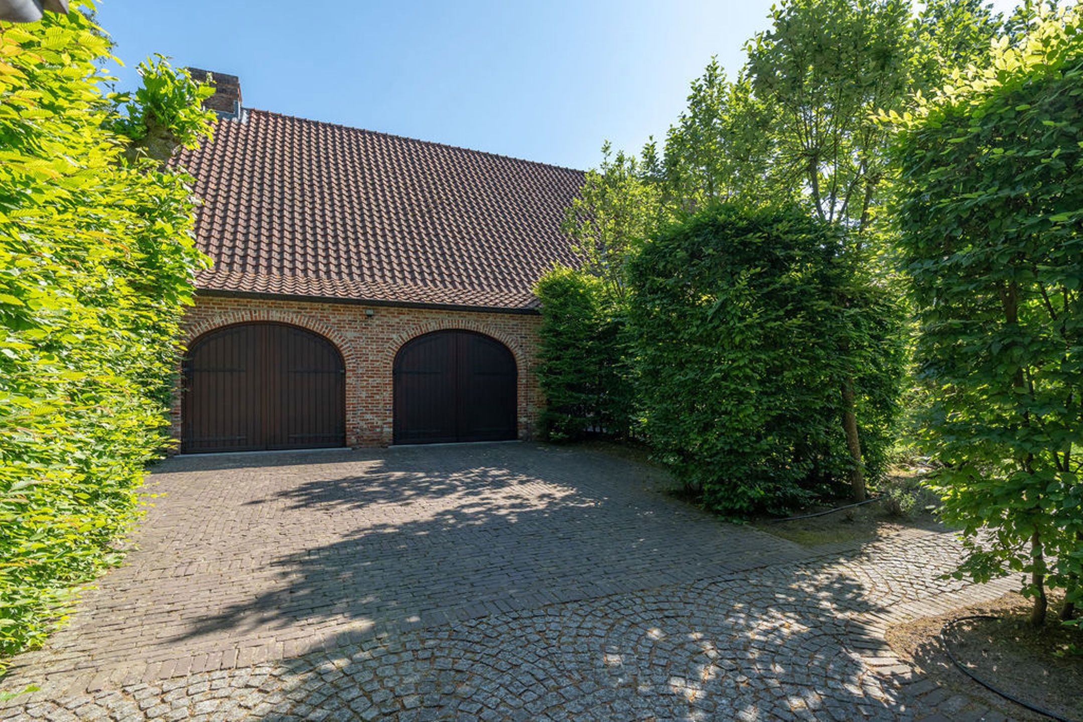 Ruime villa met 6 slpk op 2.295 m² grond met veel privacy foto 58