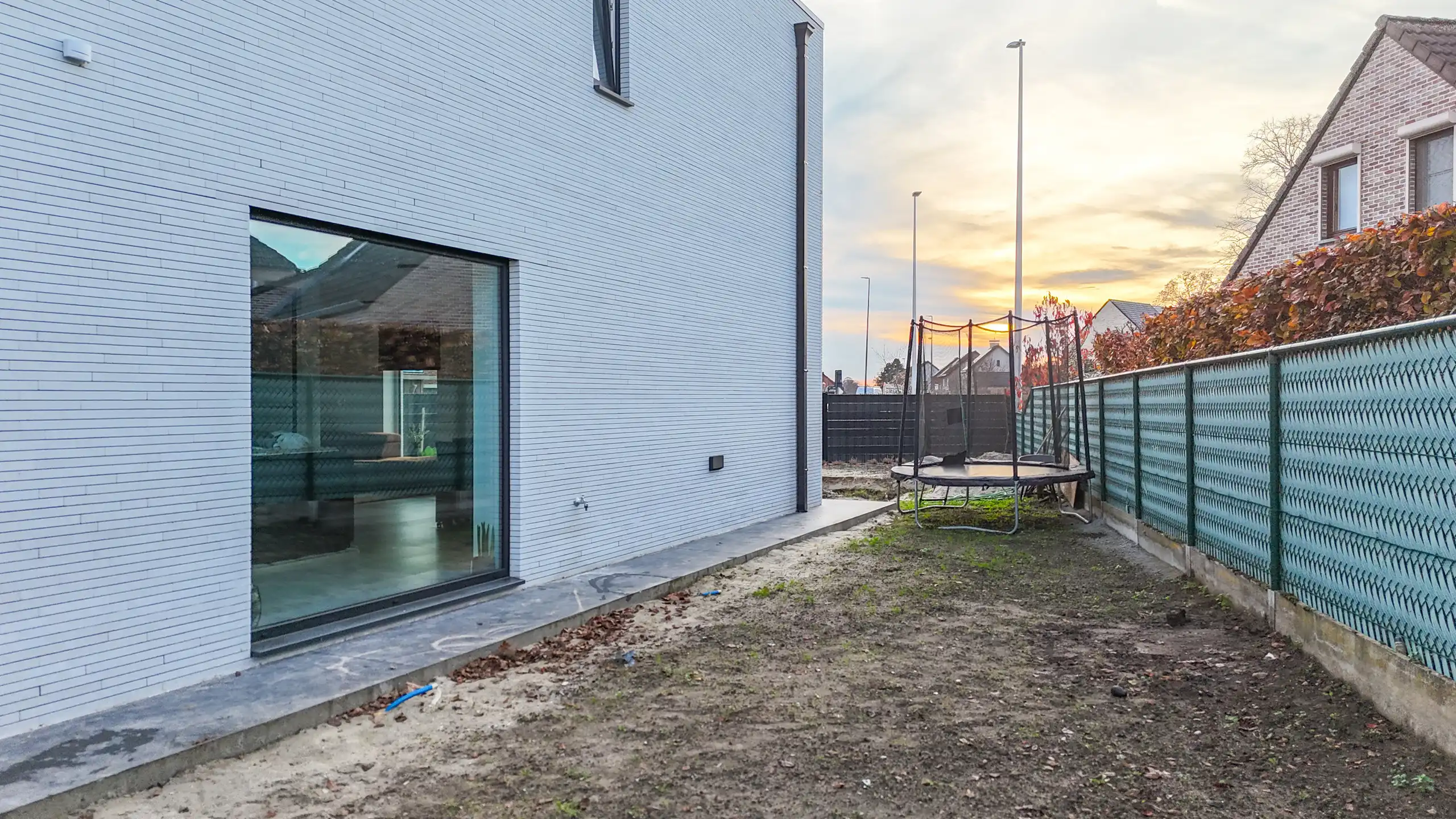 Open nieuwbouwwoning van 194m² met garage en E PEIL van -25! foto 35