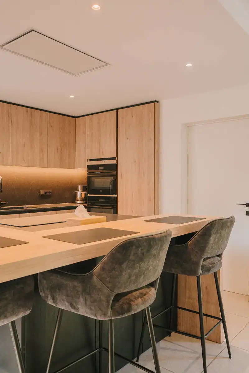 Stijlvol gerenoveerde open bebouwing op 630 m² foto 10