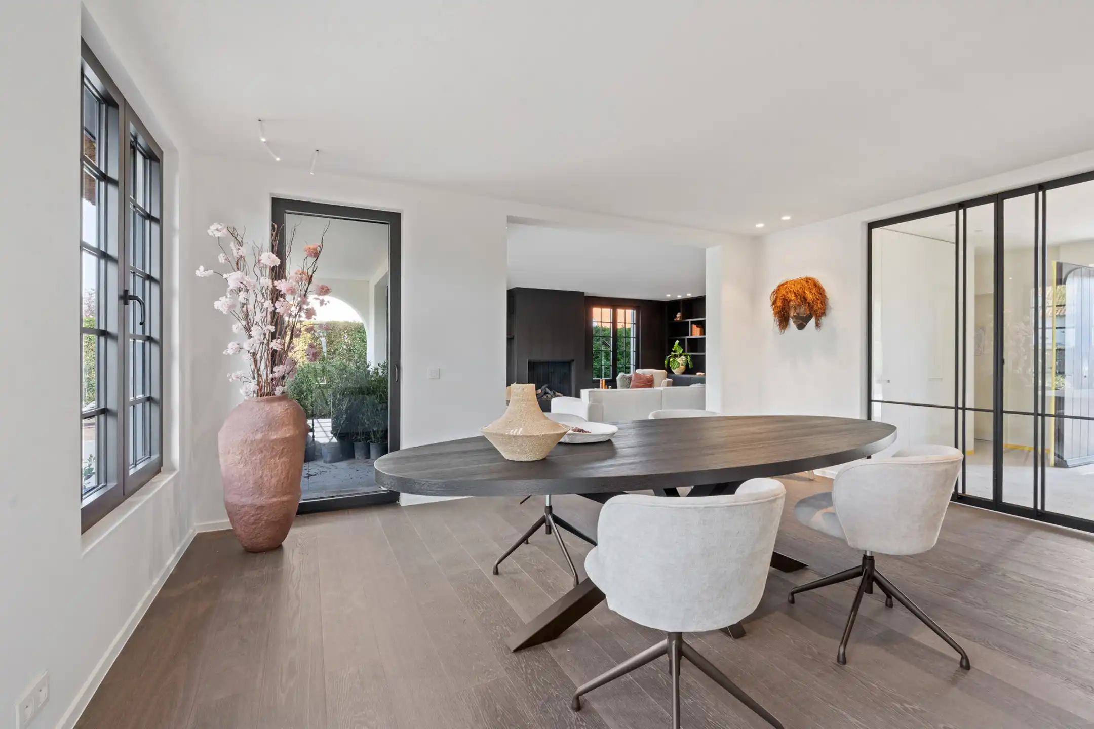 Buitengewoon, gerenoveerde villa op toplocatie in het zoute  foto 5