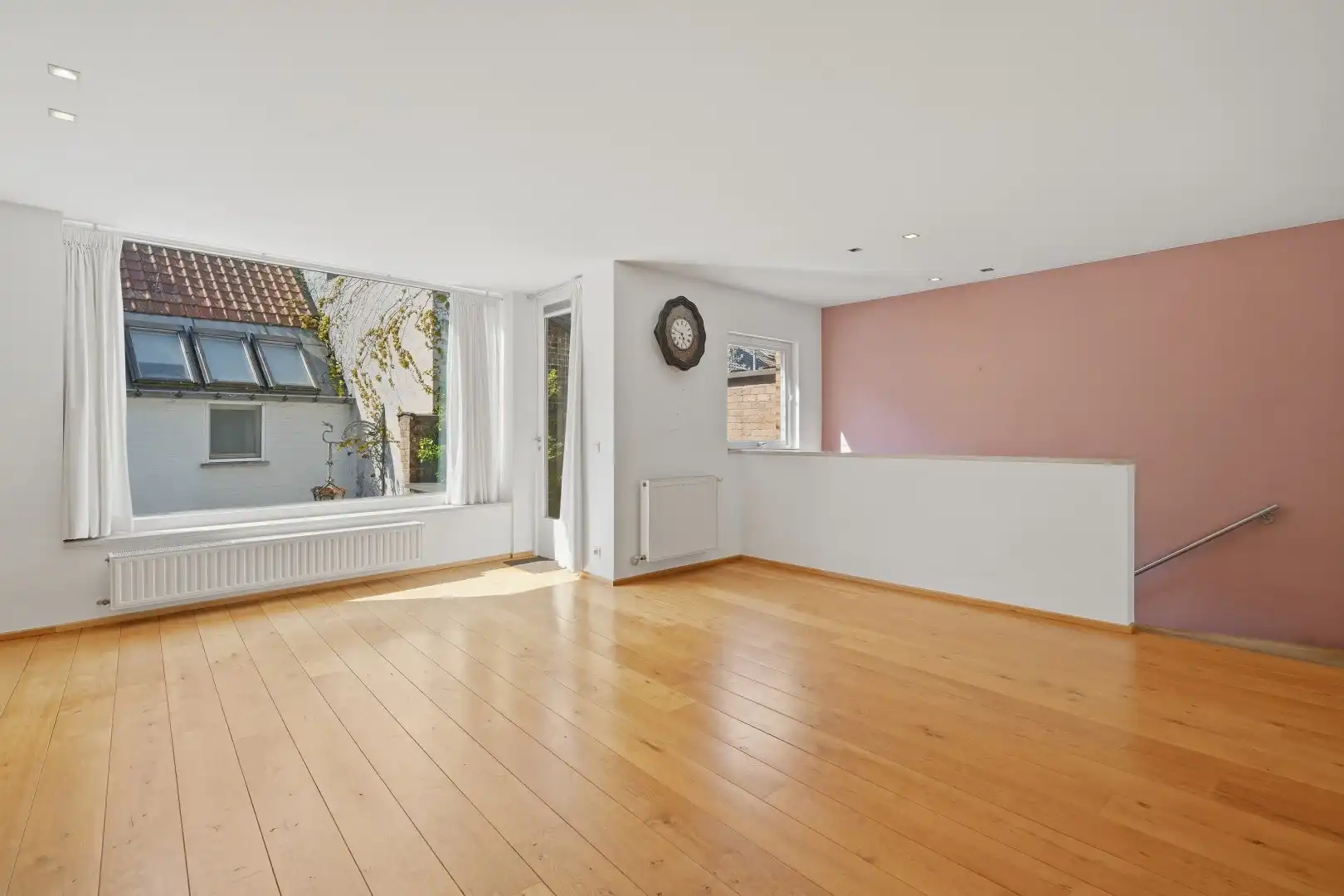 Multifunctionele woning met handelsruimte in hartje Veurne. foto 10