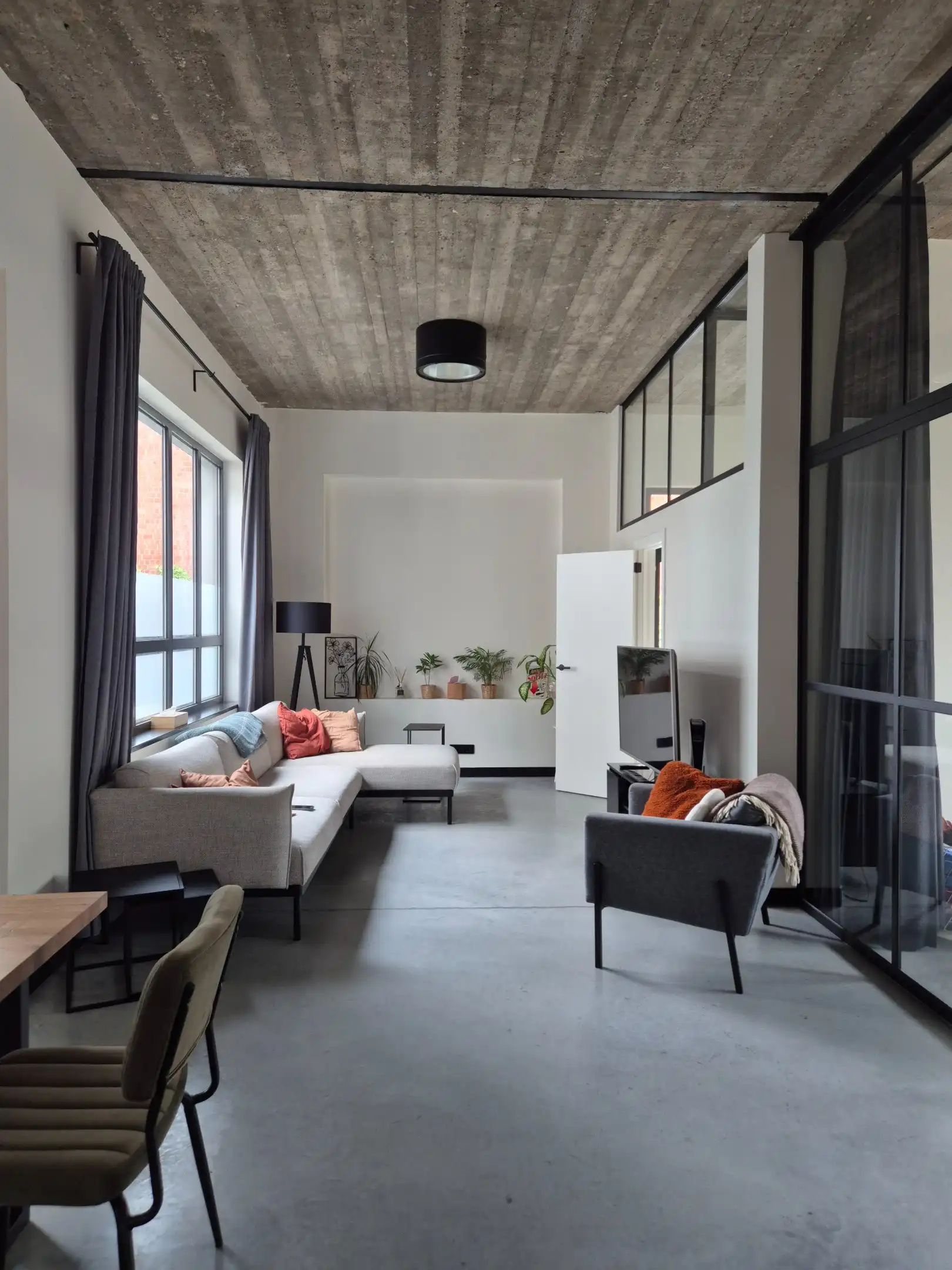 Appartement (loft stijl) in het centrum met 2 slaapkamers en terras foto 4