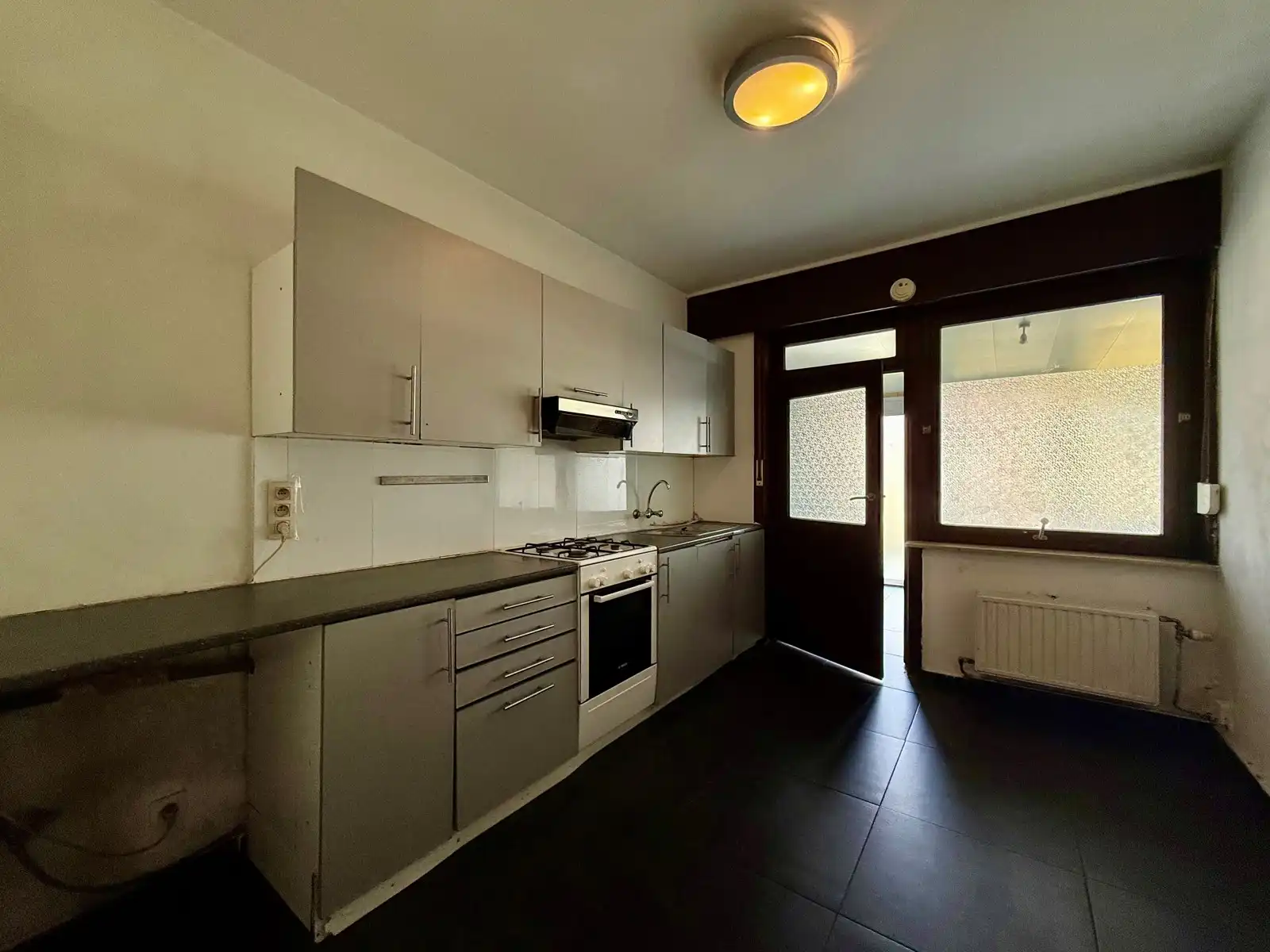 Te renoveren studio met ruime zuidwesttuin foto 4