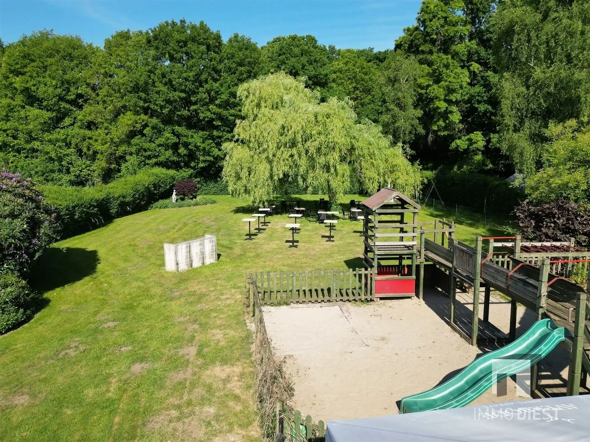 Brasserie - restaurant - feestzaal - privéwoonst foto 72