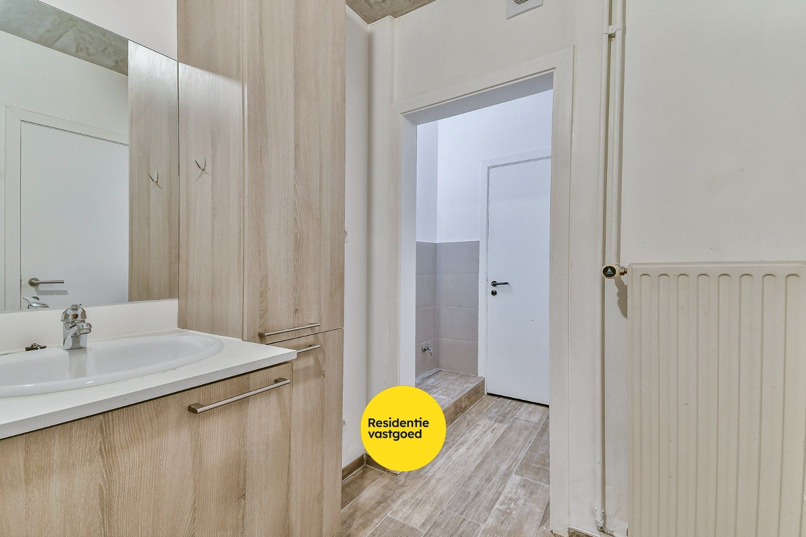 Gerenoveerd instapklaar gelijkvloers appartement met 3 kamers te huur in Westkerke (Oudenburg) foto 13