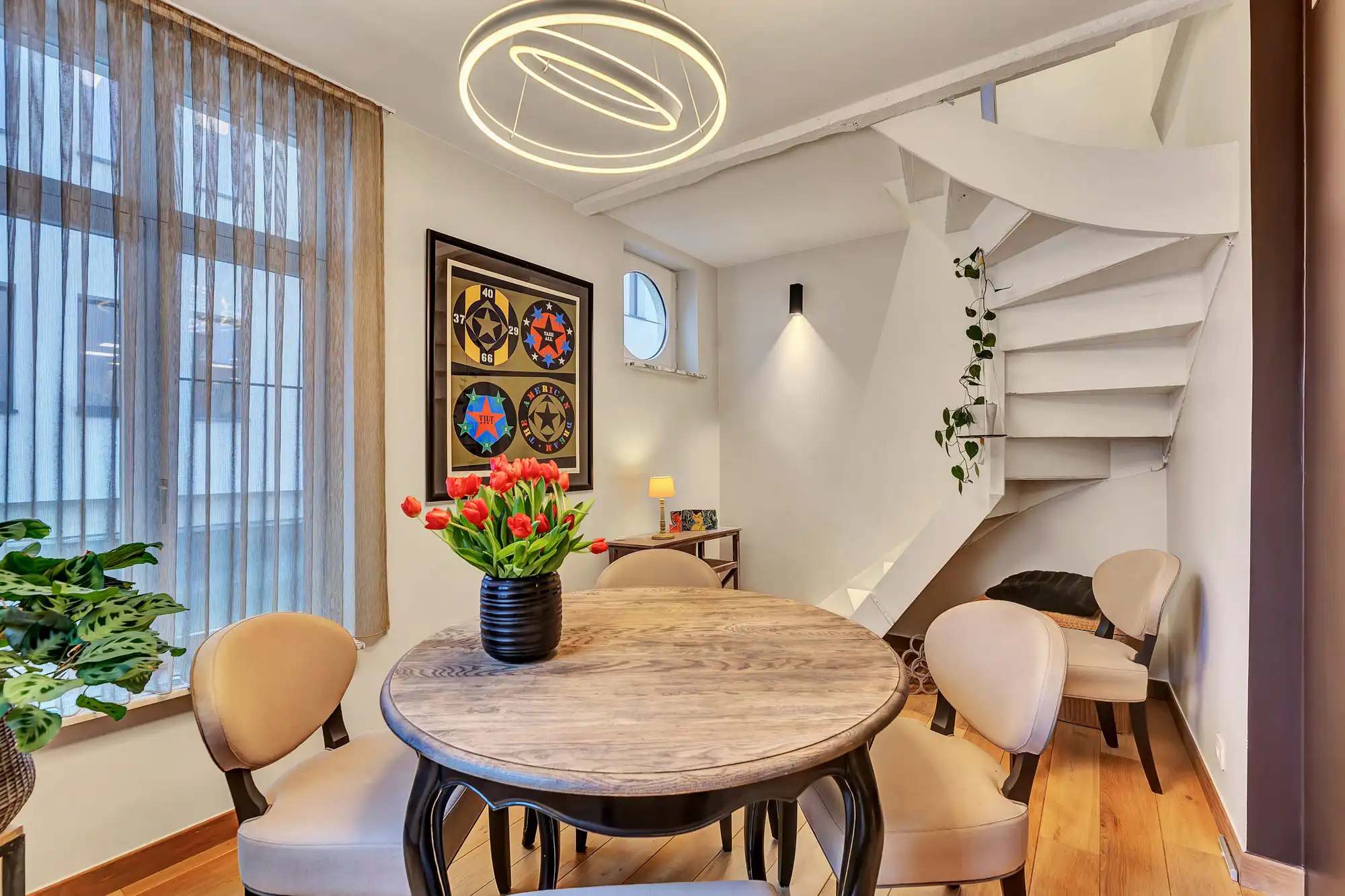 Luxueus appartement met handel gelijkvloers centrum Aalst foto 4