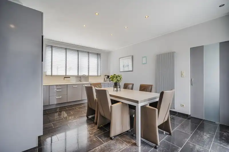 Moderne gezinswoning met 3 slaapkamers nabij de Nederlandse grens foto 6