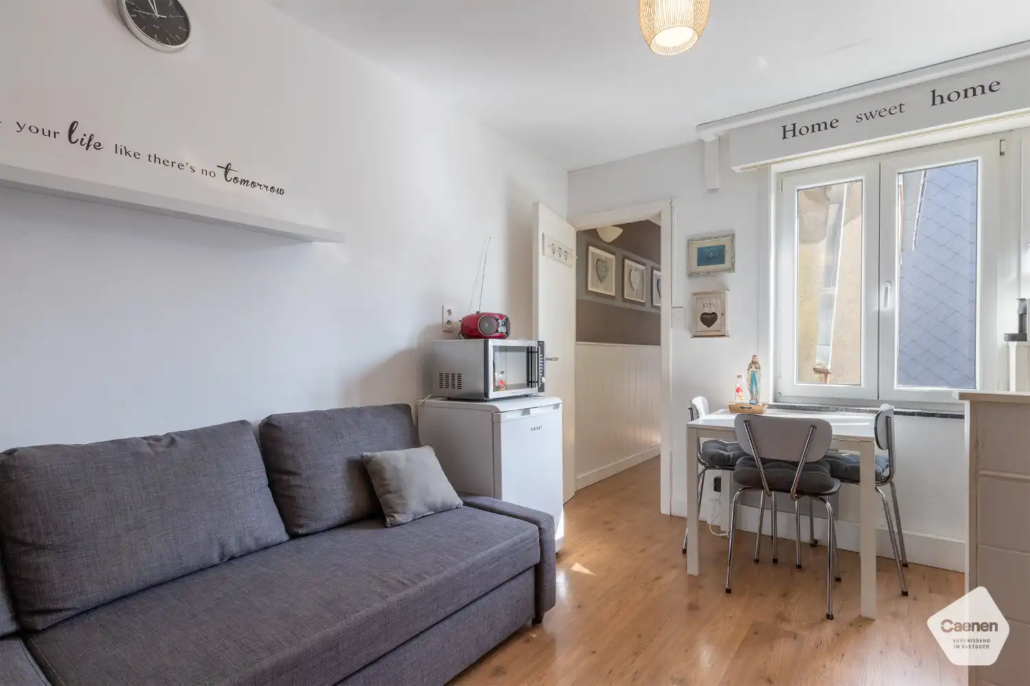 Centraal gelegen studio vlakbij het strand foto 3