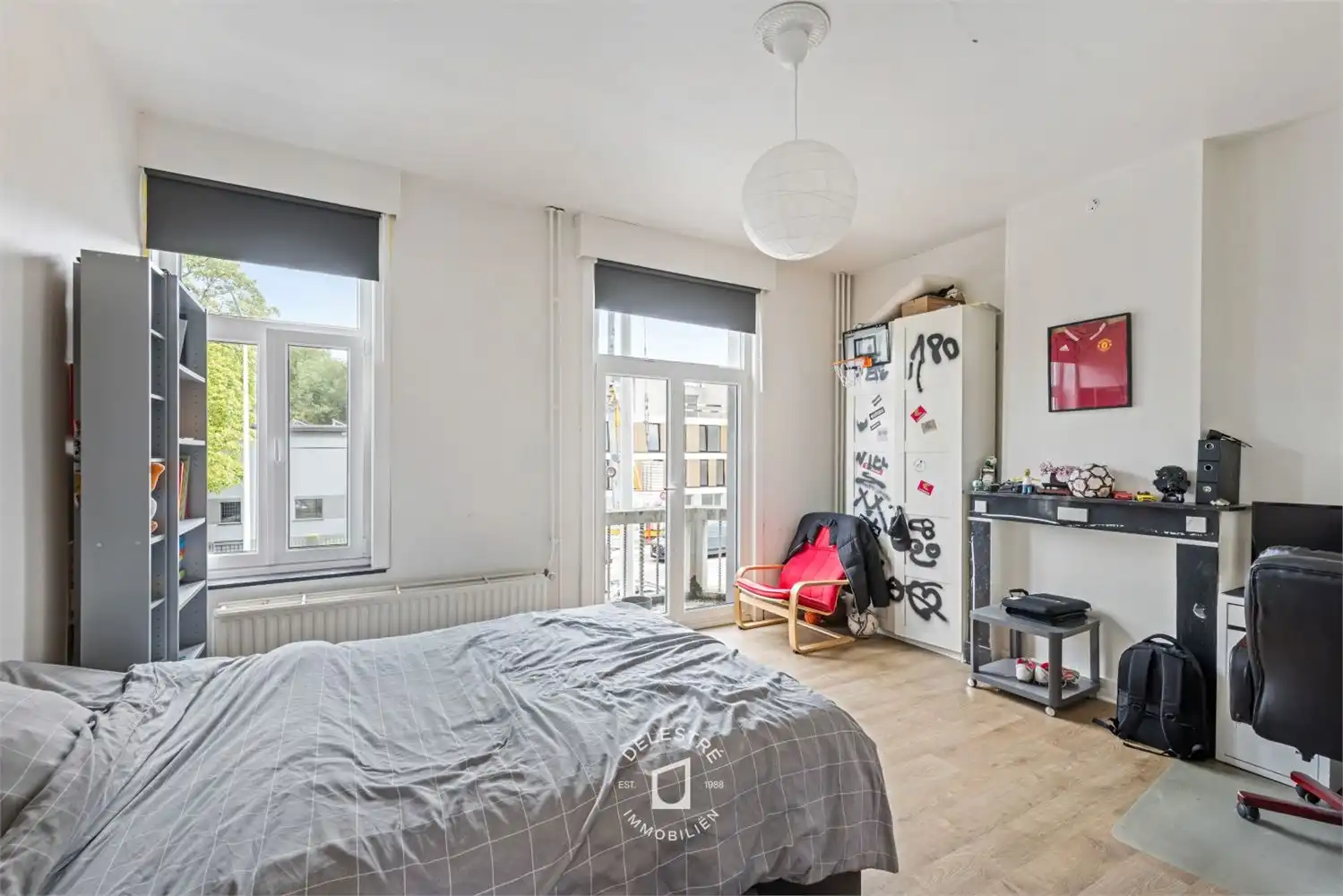 Karaktervolle, instapklare herenwoning met 4 slaapkamers, 2 badkamers en gezellige stadstuin foto 22