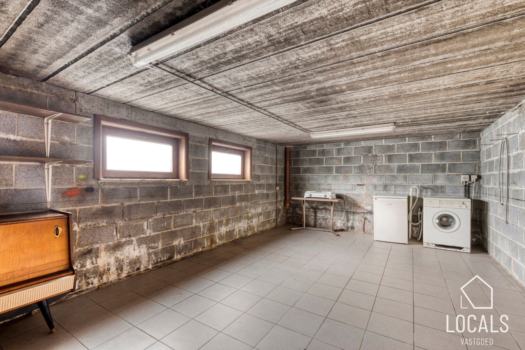 Zeer goed onderhouden ruime open bebouwing te Kerksken foto 25