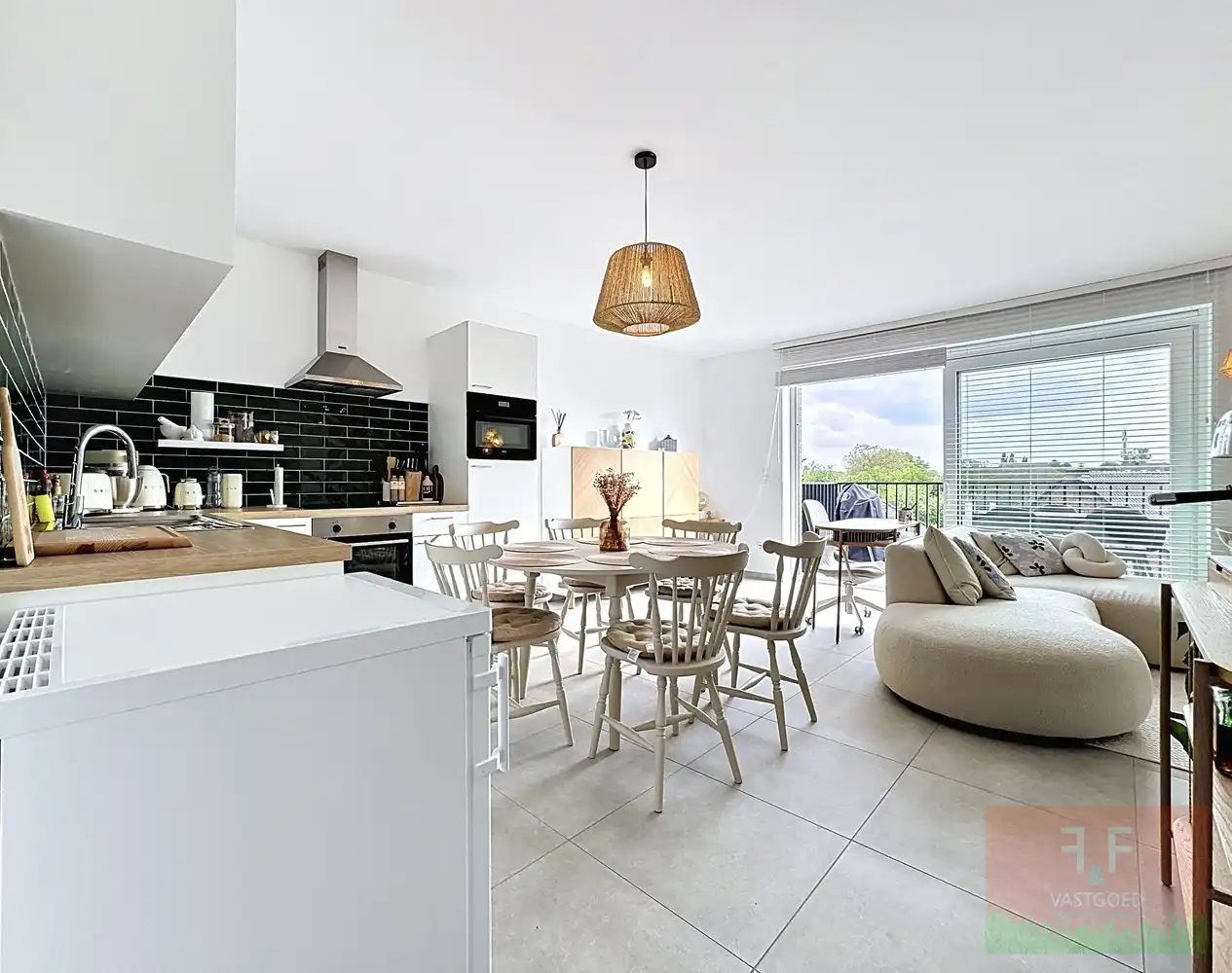 Hoogwaardig instapklaar BEN-appartement (2024) met private staanplaats te Herzele foto 5