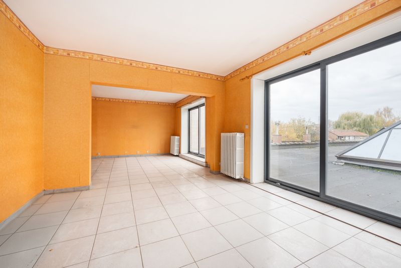 Centrum Roeselare - Bedrijfsgebouw met woongelegenheid en garage foto 23