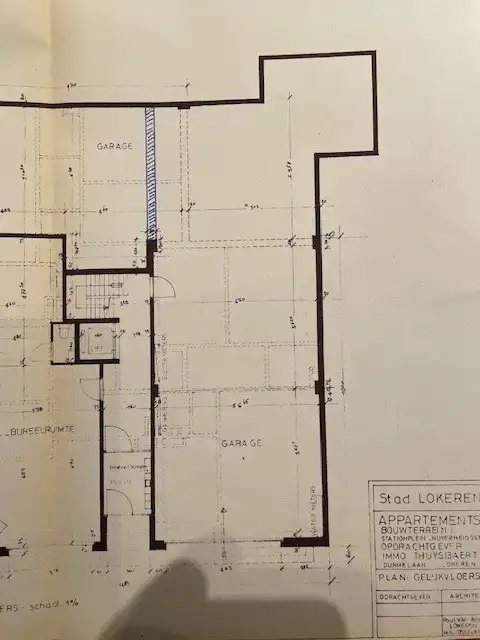 Unieke garage van ca. 125 m² aan het Stationsplein te Lokeren foto 3
