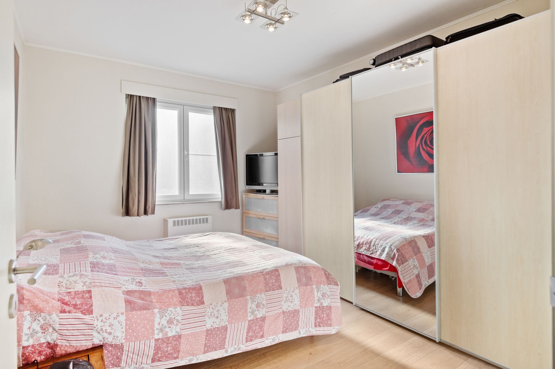 Ruim, fris en instapklaar 2 SLK appartement nabij Fort IV foto 12