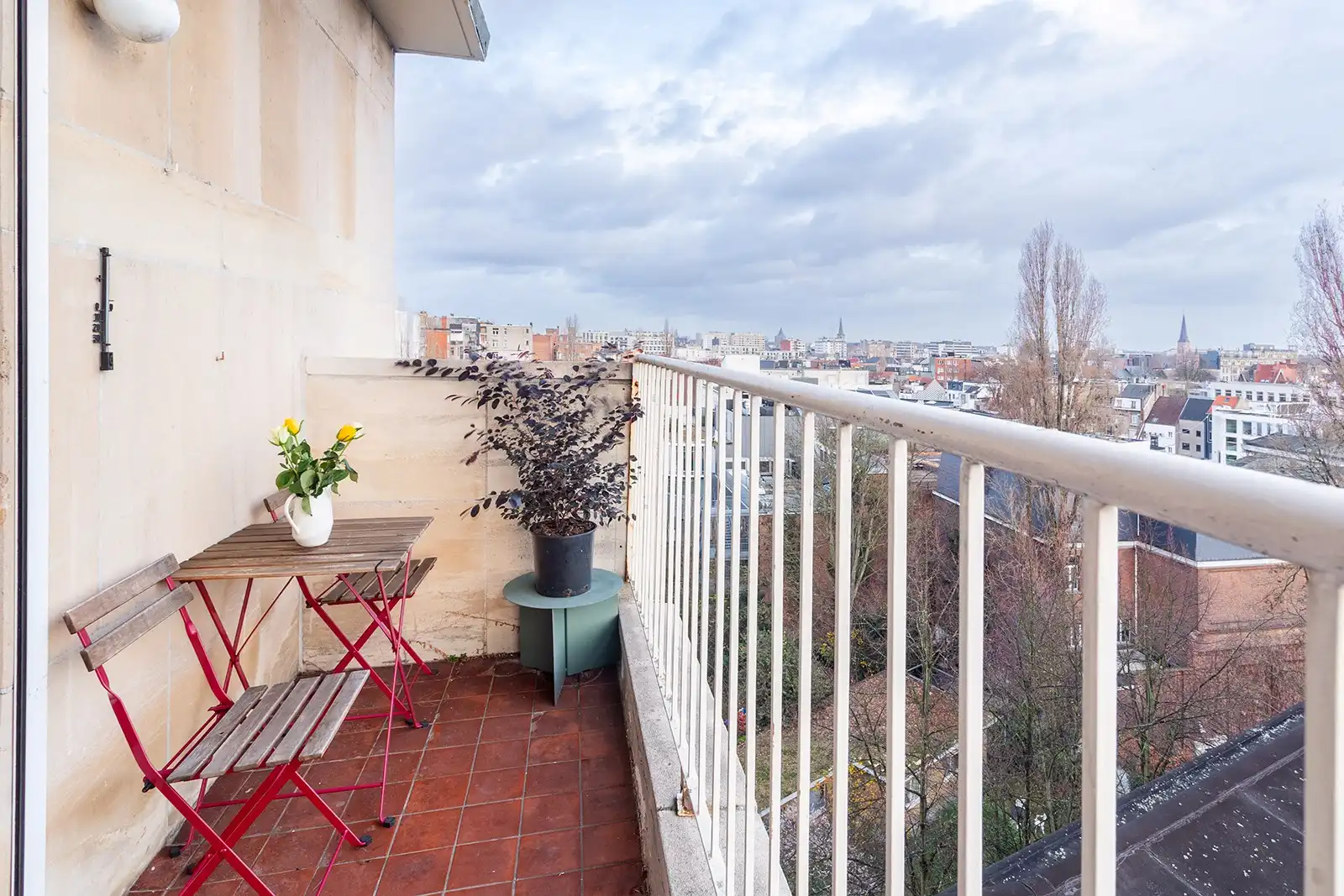 Instapklaar appartement met prachtig uitzicht foto 28
