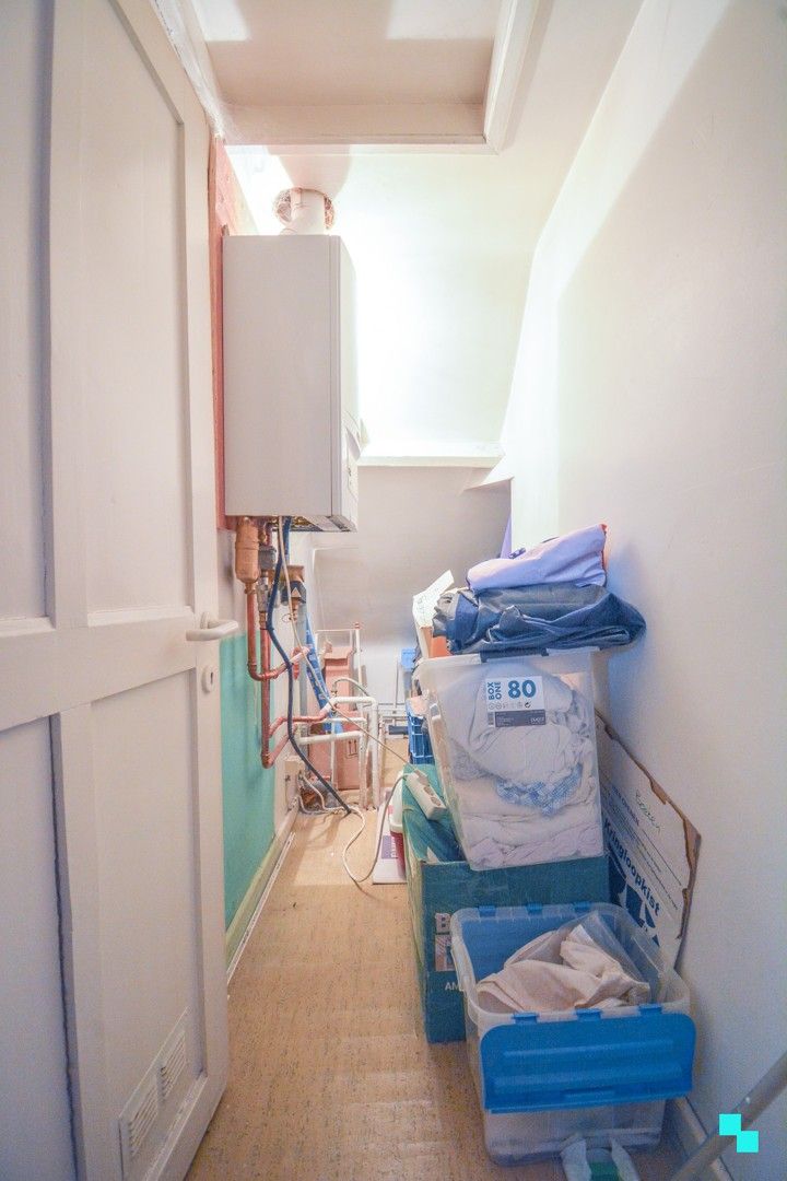 Licht te renoveren HOB op De Ruiter te Roeselare foto 29