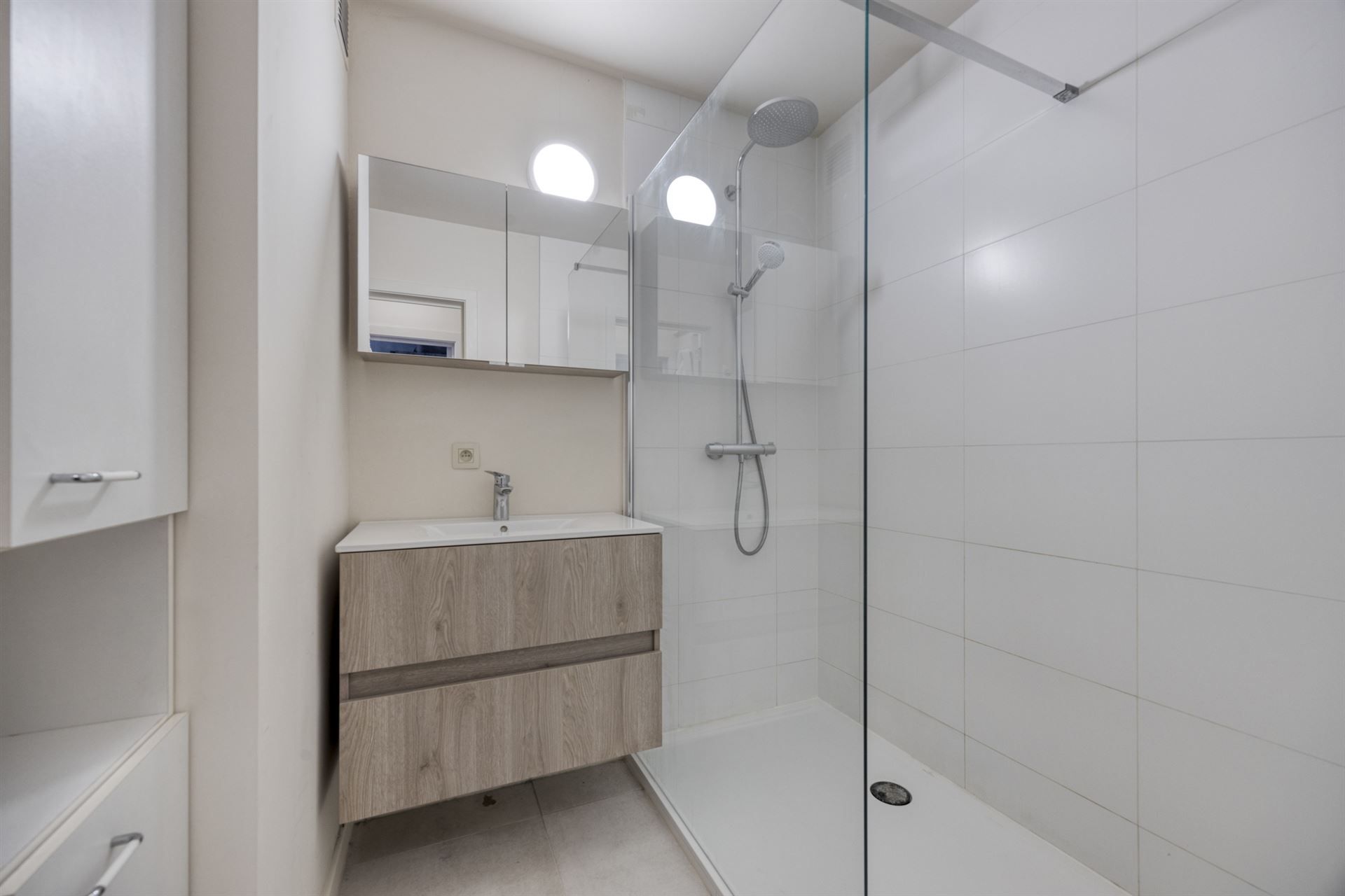 2-slaapkamer appartement met ruim terras en garagebox 45 m² foto 10