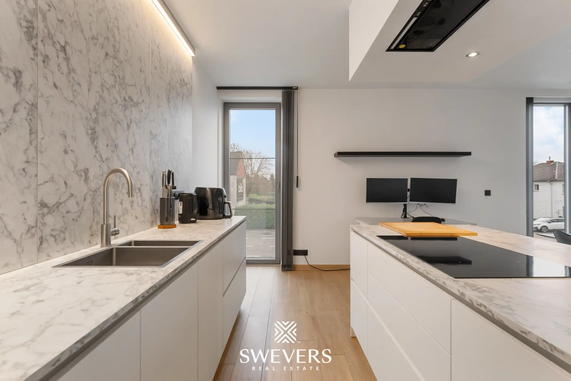 Trendy woning met 2 slpk, 2 bergingen en leuk terras (O) vlakbij centrum Zonhoven foto 13