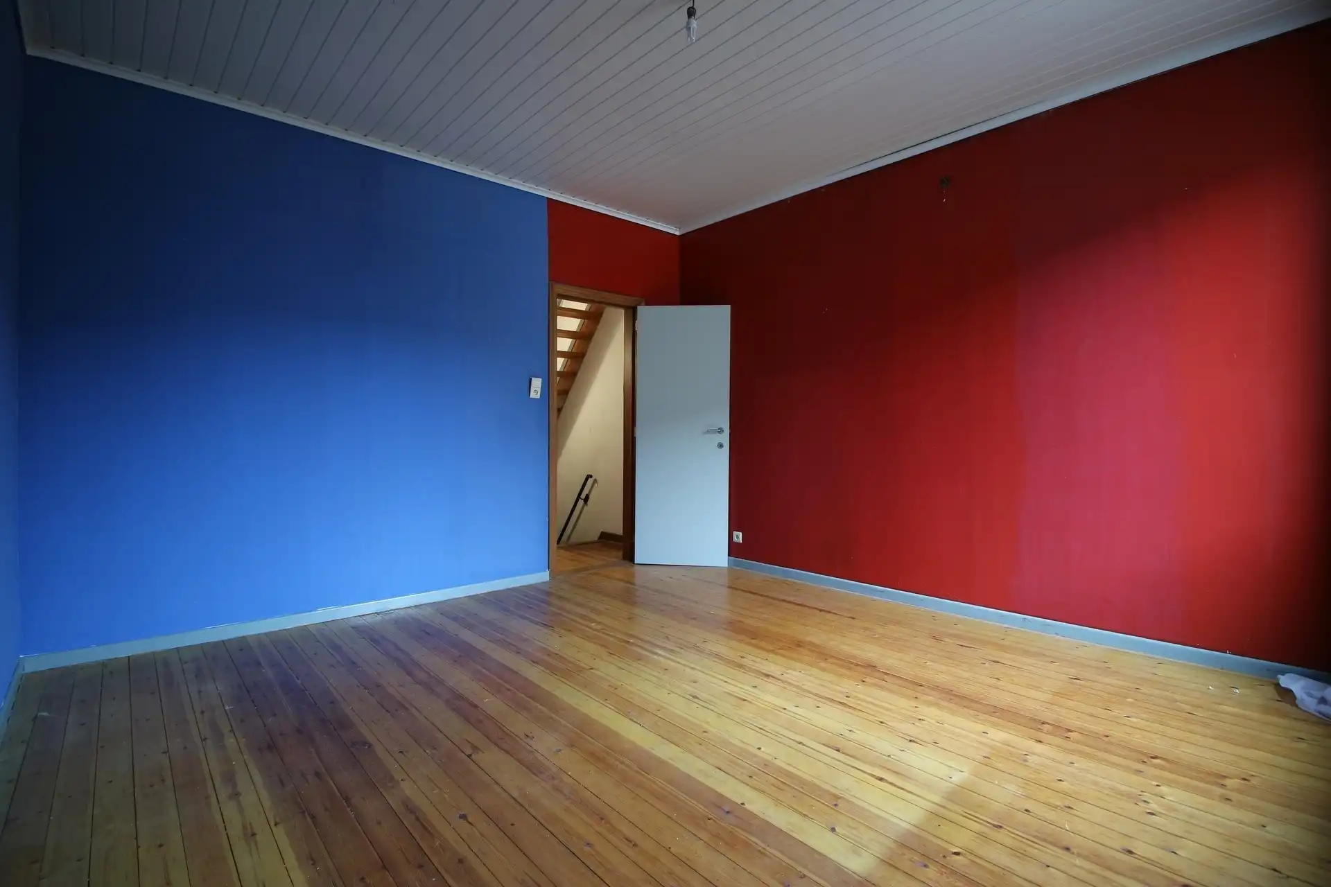 Te renoveren woning met 4 slaapkamers foto 12