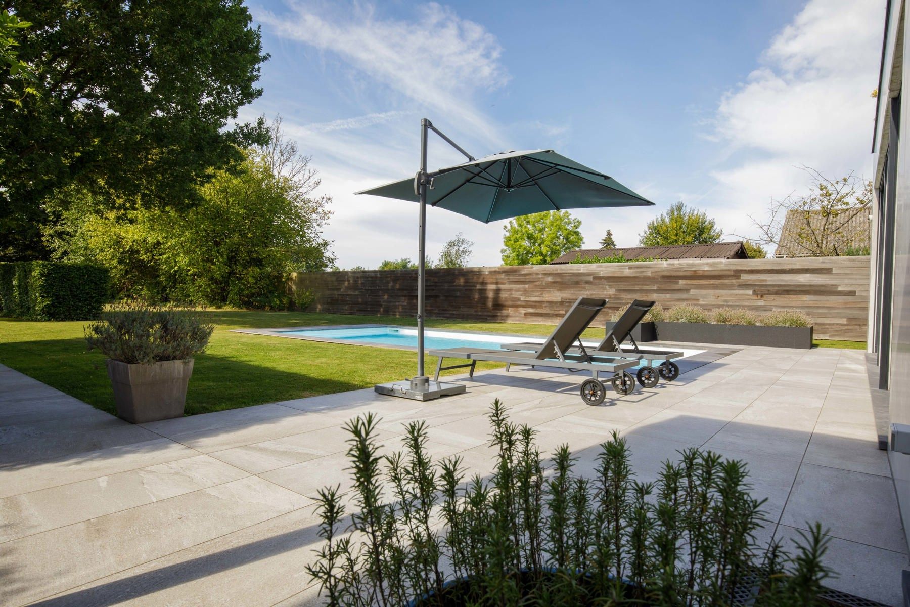 Luxueus werken en wonen onder één dak – BEN-villa met kantoorruimte foto 22