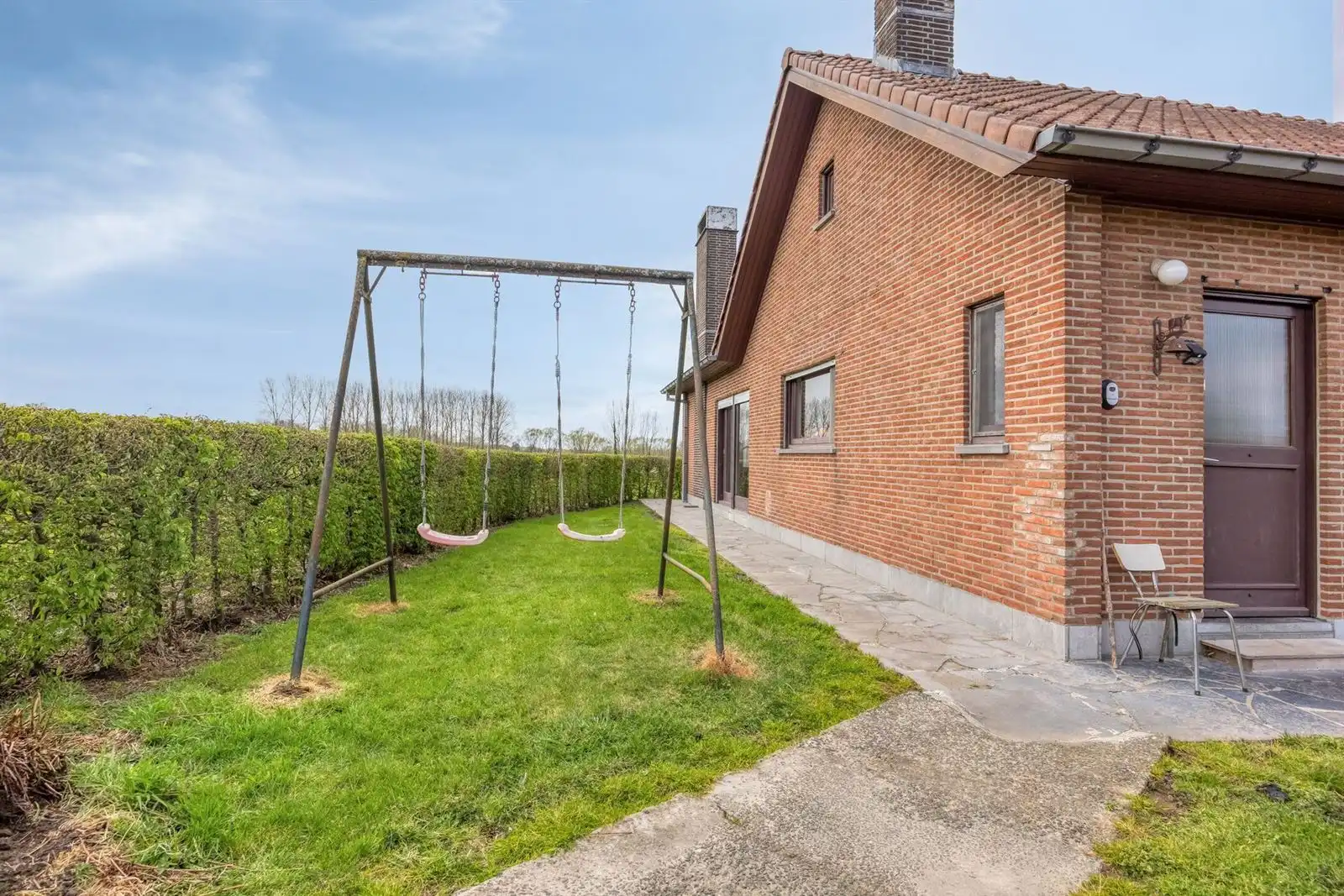 Alleenstaande woning met schuur en omliggende weiden  foto 15