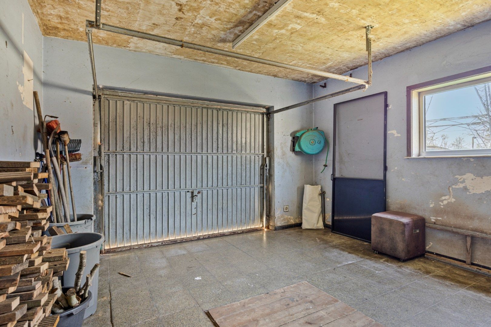 Rustig gelegen open bebouwing met dubbele garage en 3 SLPKS ! foto 19